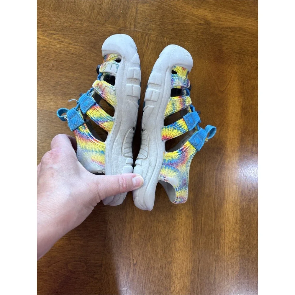 KEEN Newport H2 Big Kids 1 Slip-On Outdoor Water Sandals Tie Dye Rainbow